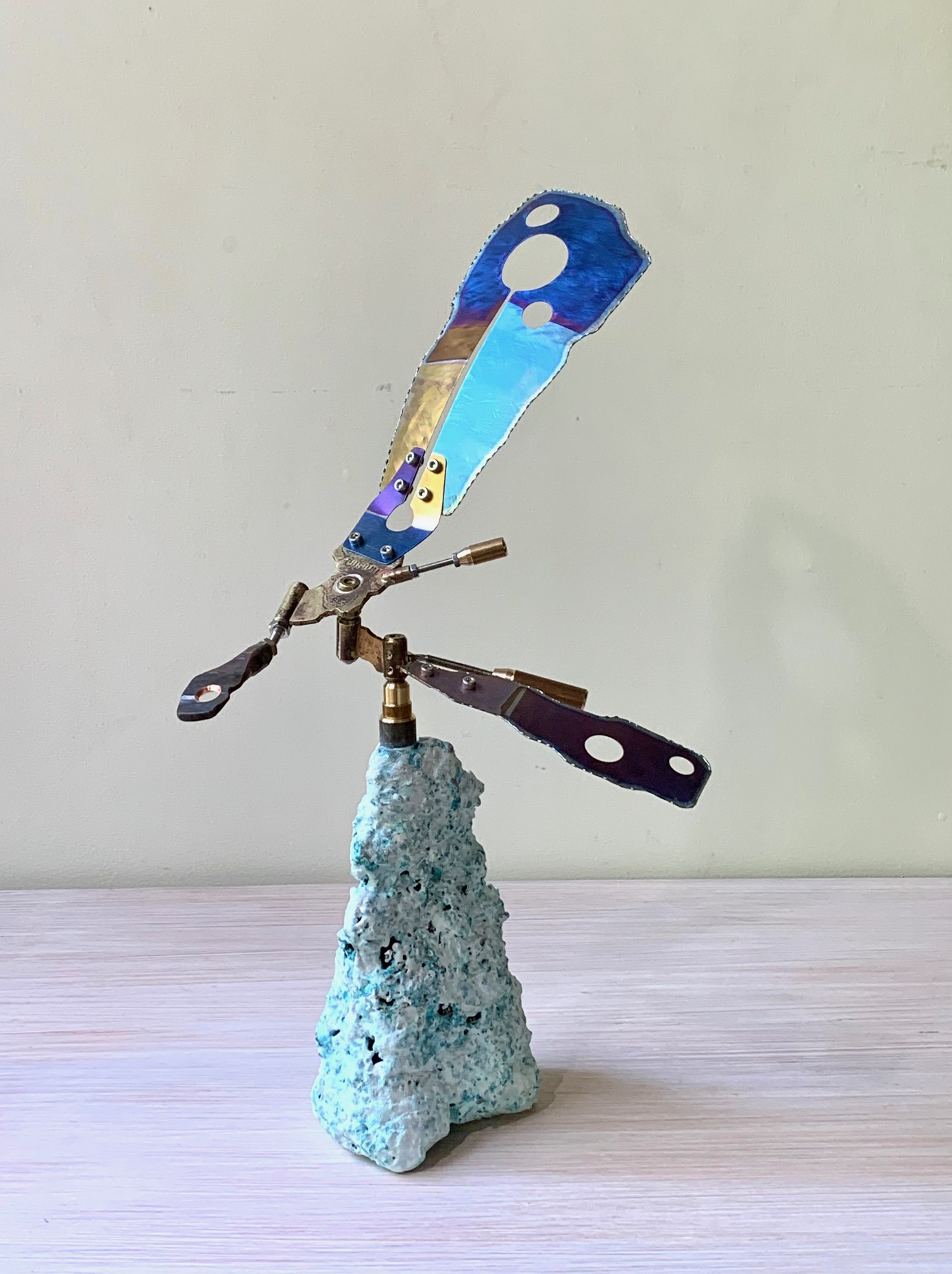 KEHAI “mi” (type-feather)